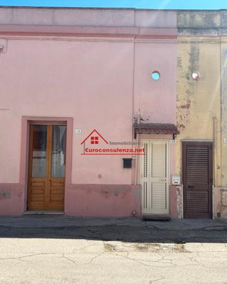 Casa indipendente con giardino