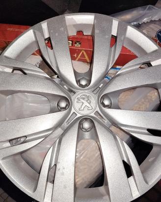 gomma con cerchio auto