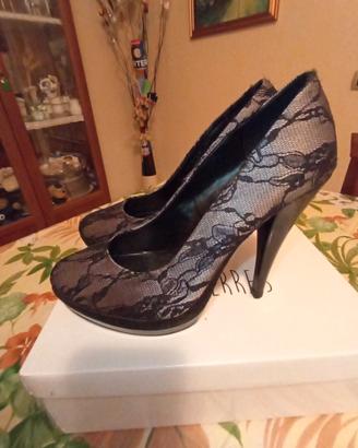 scarpe con tacco alto in pizzo