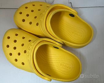 Crocs bimbo