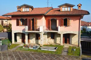 PORZIONE DI BIFAMILIARE A DALMINE