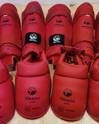 Protezioni karate kumite Tokaido WKF rosse e blu, 