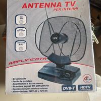 Antenna TV da interni amplificata