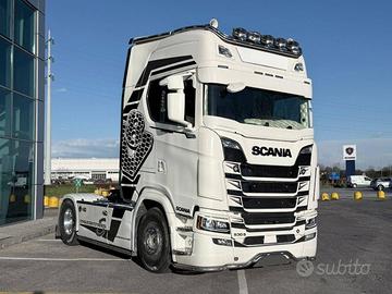 SCANIA S520 V8 - TRATTORE STRADALE 2 ASSI