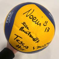 Pallone autografato da Honda Olivero Cuneo