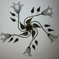 Lampadario a forma di fiori