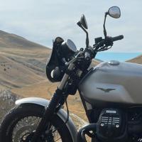 Moto Guzzi V7