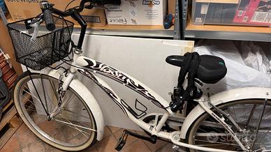 City Bike con sella ergonomica 