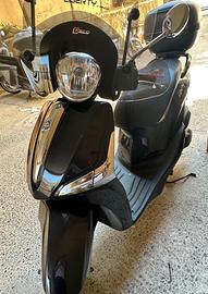 Liberty 50 nero anno 2023colore nero