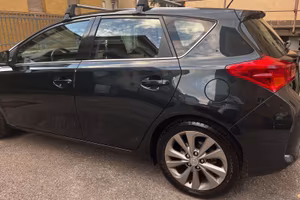 Toyota Auris 2014 1.8 Hybrid Active Plus