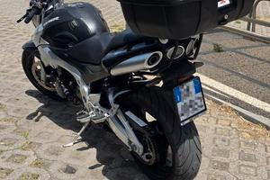 Suzuki GSR 600