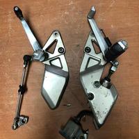 Coppia pedane anteriori Suzuki RF 600 R