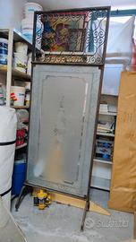 Paravento in ferro battuto e vetro