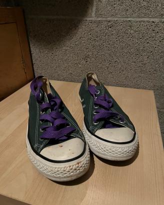 Converse All Star basse verde scuro lacci viola