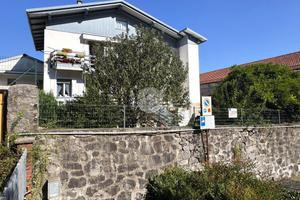 CASA SEMINDIPENDENTE A MIAGLIANO