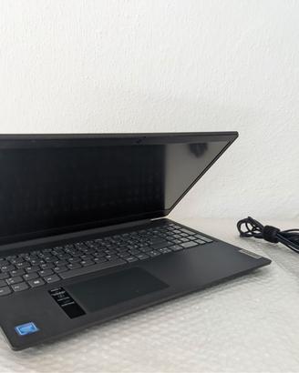 COMPUTER PORTATILE 15 POLLICI LENOVO 4gb 1000gb