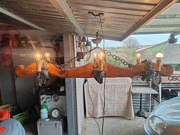 Giogo antico trasformato in lampadario rustico – f