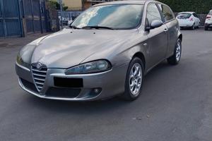 Alfa Romeo 147 Restyling 1.9 JTDM 120 CV ANNO 2006