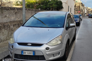 Ford smax titanium