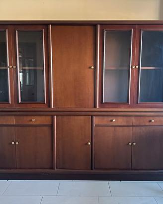Credenza in legno massello stile classico