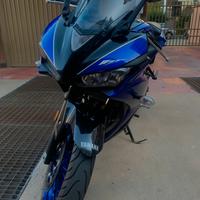 Yamaha yzf r3 Patente A2