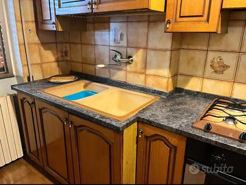 Cucina lineare con consegna 