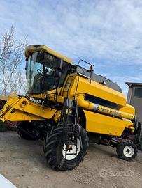 Mietitrebbia New holland TC5080