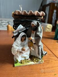 Personaggi del presepe in movimento