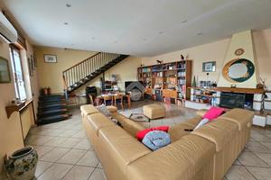 6 LOCALI A SANT'ANTIMO