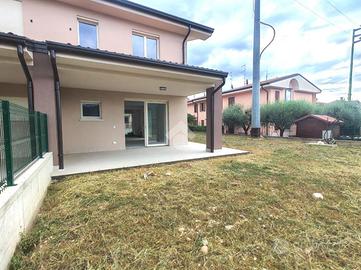 PORZIONE DI BIFAMILIARE A PESCANTINA