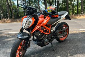 KTM DUKE 390 A2