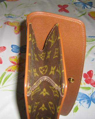 Pochette Louis Vuitton
