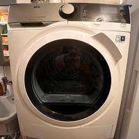 Asciugatrice AEG T8DEE852 perfettamente funzionant