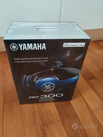 Yamaha Pro HPH 300