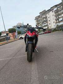 Ducati Streetfighter V2