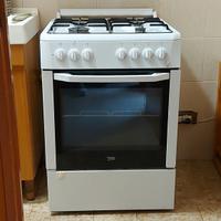 Cucina a gas Beko 4 fornelli libera installazione