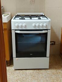 Cucina a gas Beko 4 fornelli libera installazione