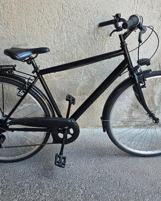 bicicletta city bike con ruote  28  e con cambio 