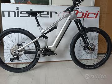 Atala whistle 0 -Rush tg M 