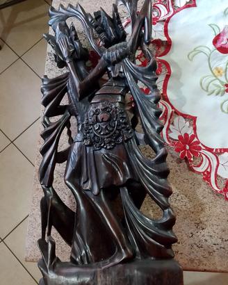 Statua balinese vintage in legno intagliato mano