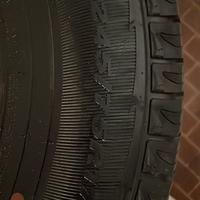 Gomme auto jeep wrangler