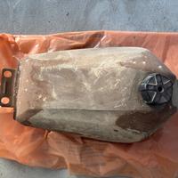 Serbatoio di moto d'epoca