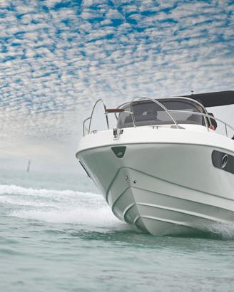 MINGOLLA BRAVA WA28 CON HONDA MARINE BF250D WHITE