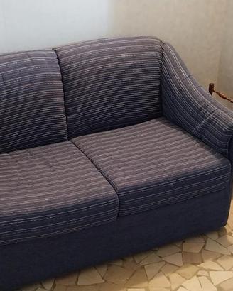 Divano letto blu - apertura rapida