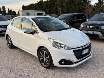 Peugeot 208 BlueHDi 75 5 porte Allure