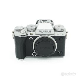 Fujifilm X-T5 - Silver