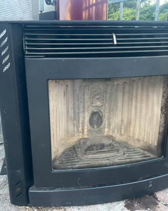 Caminetto a pellet - Ecoteck Sara 700