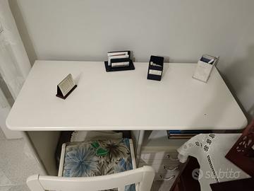 SCRIVANIA DA CAMERETTA