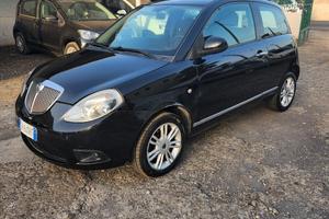 Lancia Ypsilon 1.2 69 CV PLATINUM