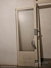 Porta completa in alluminio